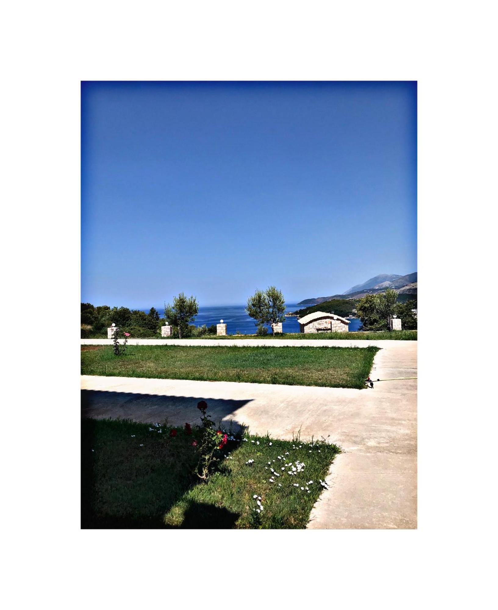 Belvedere Hotel & Suites Himare Exteriör bild
