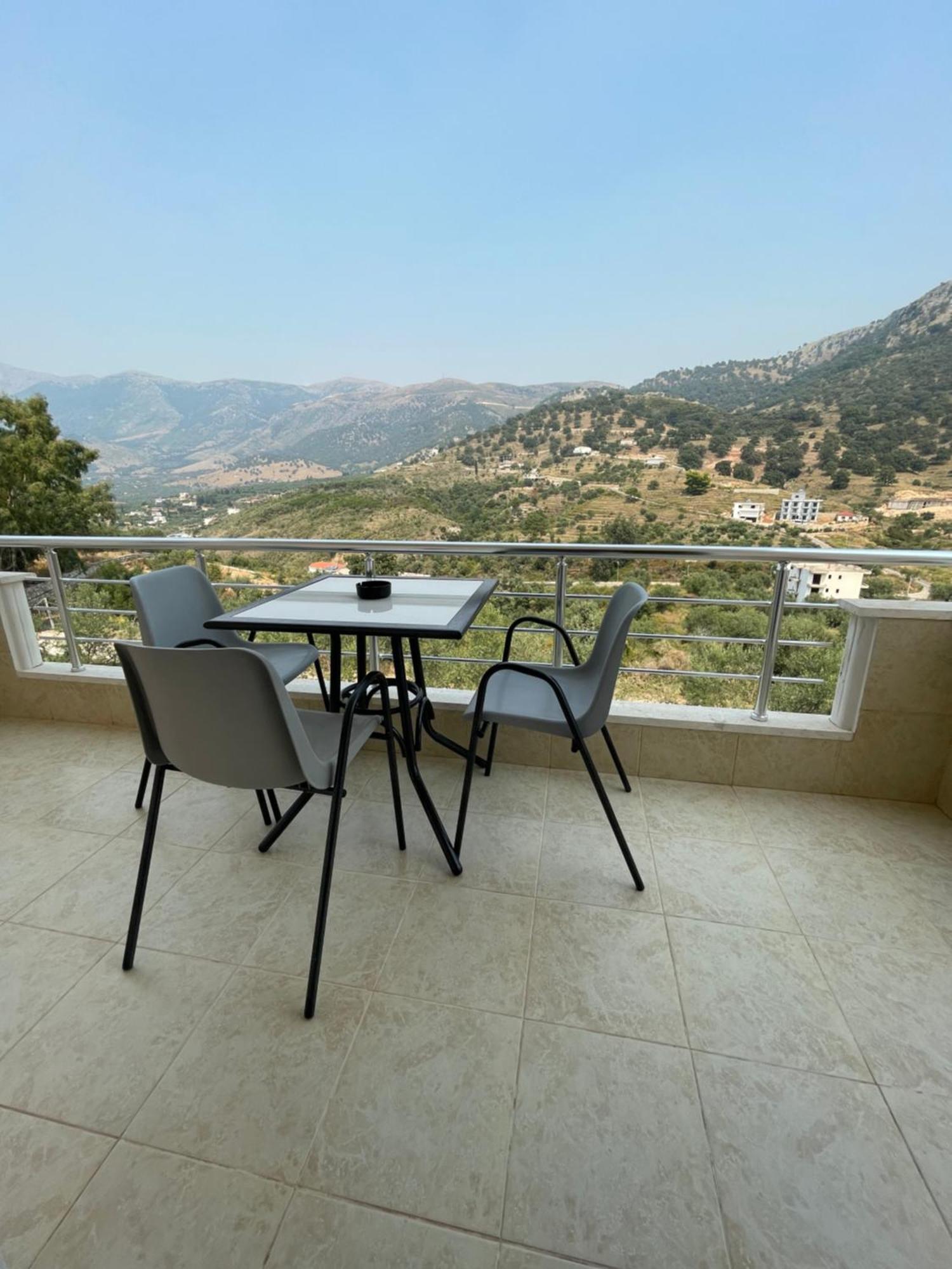 Belvedere Hotel & Suites Himare Exteriör bild