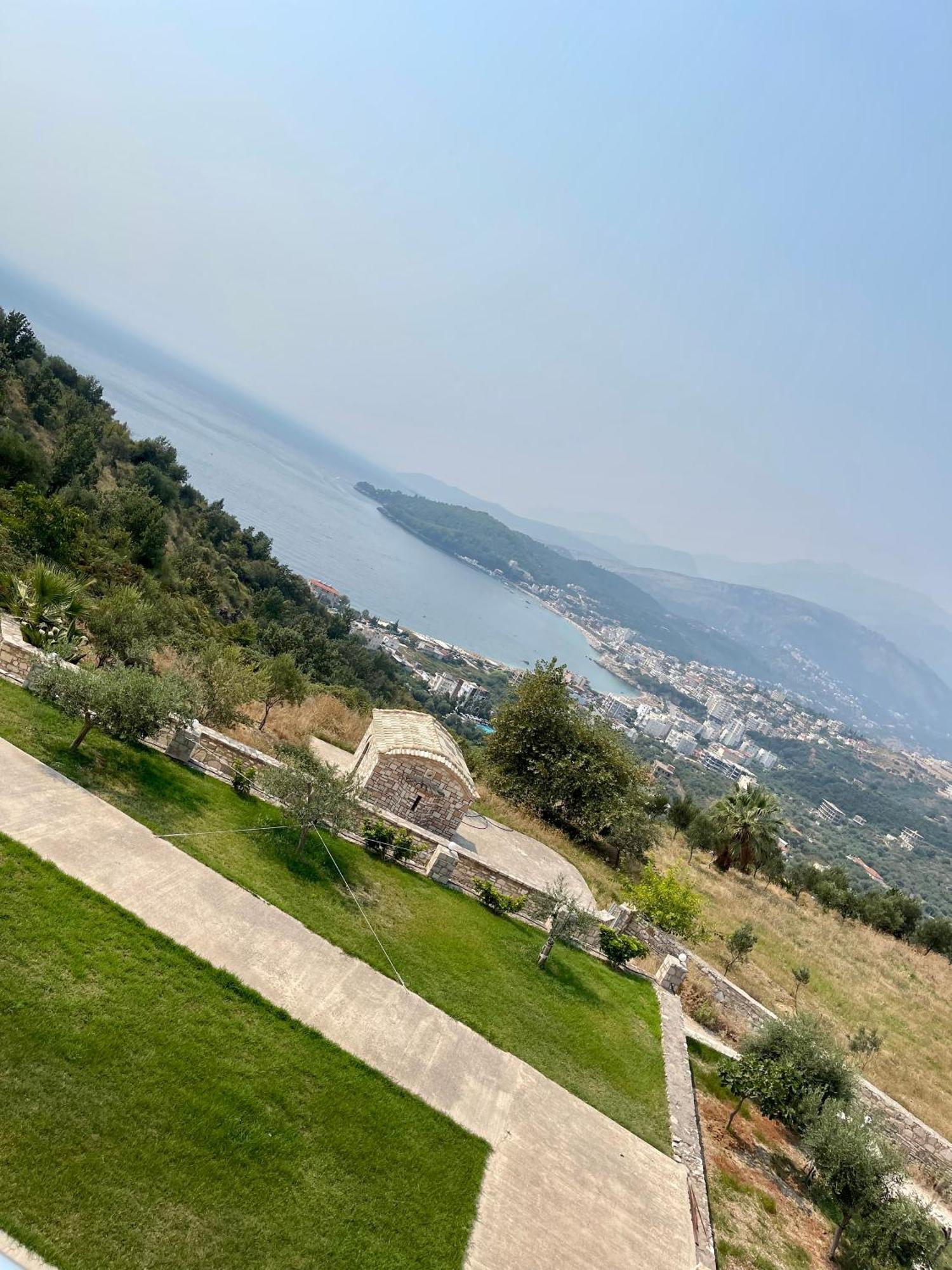 Belvedere Hotel & Suites Himare Exteriör bild