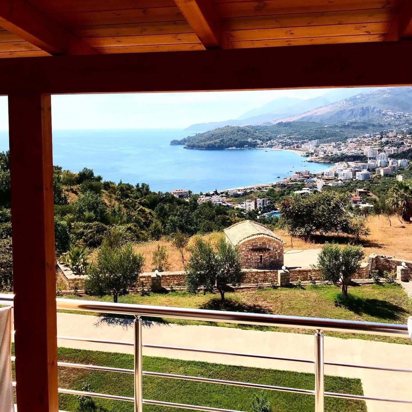 Belvedere Hotel & Suites Himare Exteriör bild