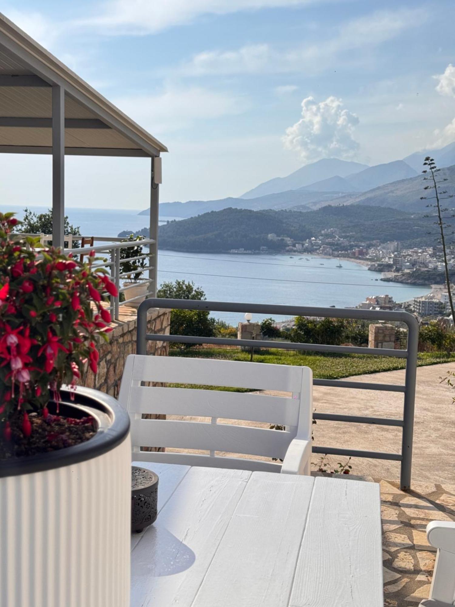 Belvedere Hotel & Suites Himare Exteriör bild