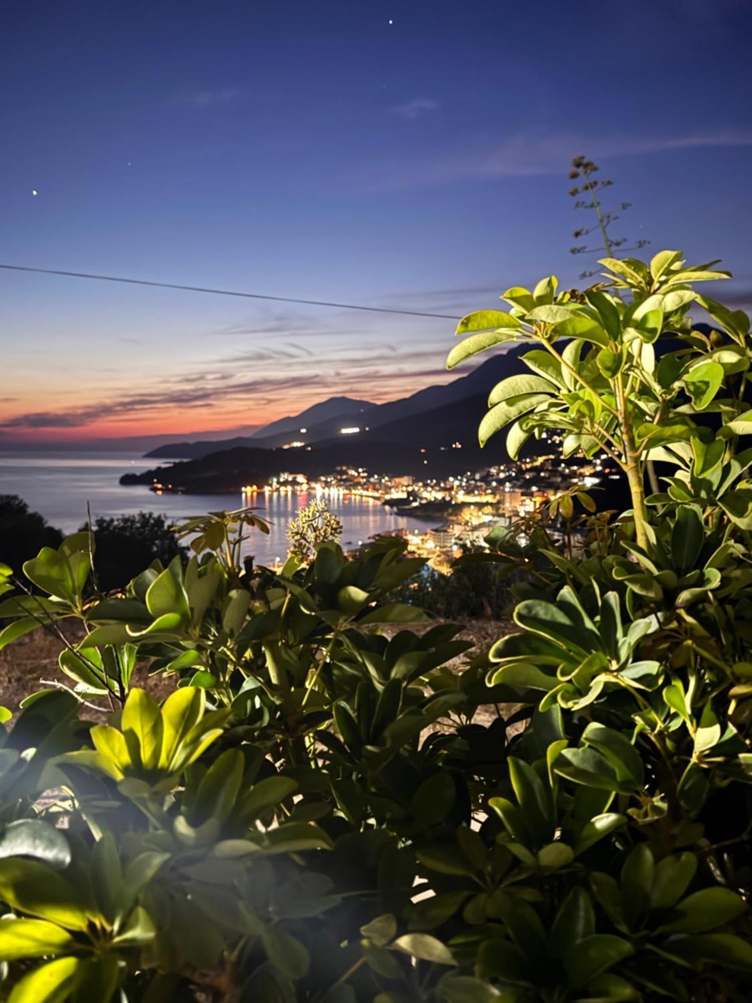 Belvedere Hotel & Suites Himare Exteriör bild